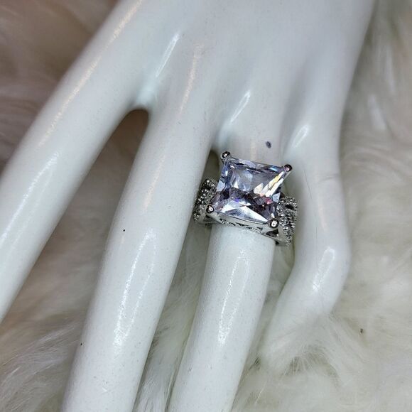.925 4 carat princess cut cubic zirconia engagement ring sz 6 - Picture 1 of 7